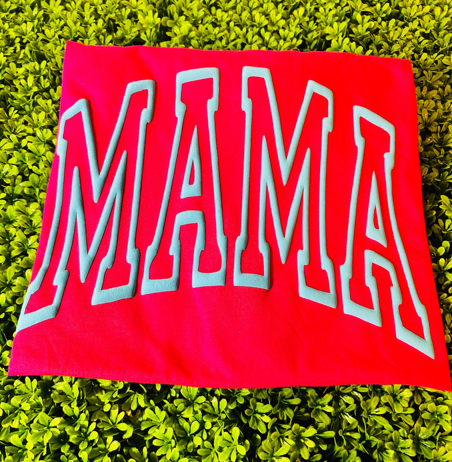 Mama Outline Tee